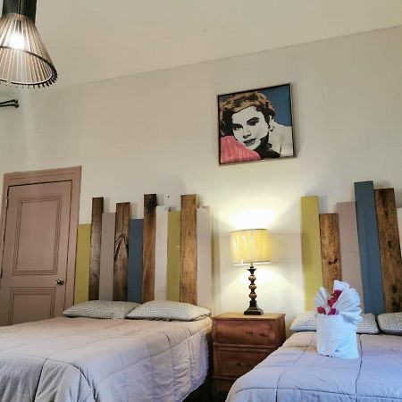 Hostel Punto 72 غواناخواتو المظهر الخارجي الصورة