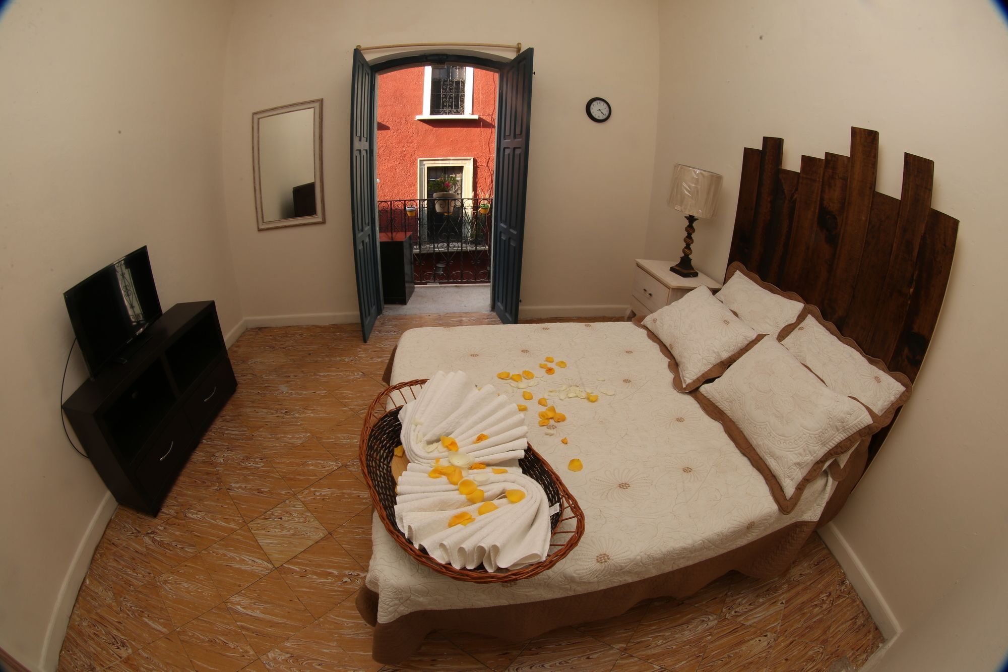 Hostel Punto 72 غواناخواتو المظهر الخارجي الصورة