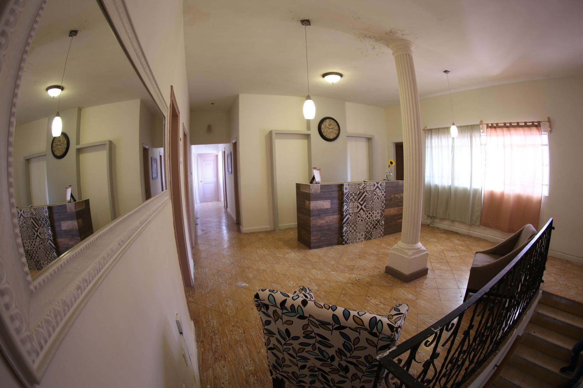 Hostel Punto 72 غواناخواتو المظهر الخارجي الصورة